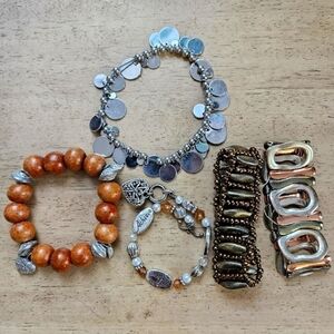 Bracelets (set of 5)